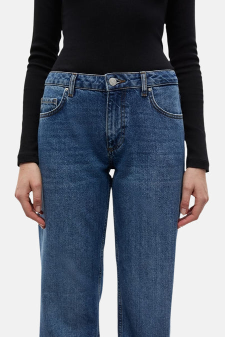 BETTY - mid blue denim