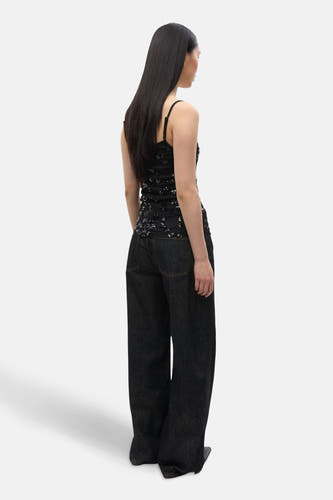 Zwarte wijde jeans van ENVII, met een donkere denim wassing en brede pijpen.
