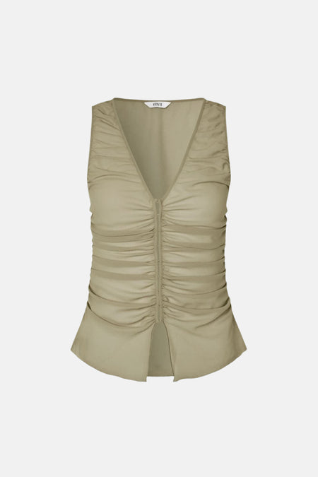 Groene mouwloze blouse met ruches en diepe V-hals van ENVII, front view, gladde stof, centrale sluiting