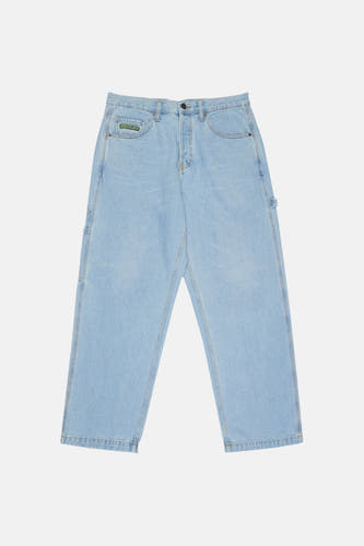 Lichtblauwe denim jeans van DC SHOES met wijde pijpen, een groen label op de voorzak en utility-stijl details.