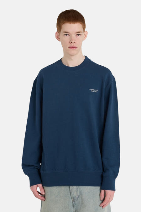 Pull-over bleu avec col rond d'ELEMENT, vue arrière.