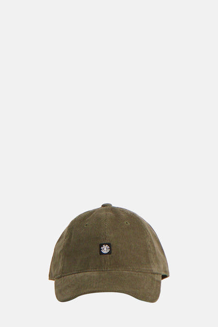 Groene pet van ELEMENT met een klein merklogo op de voorkant en een corduroy textuur.
