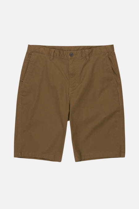Bruine short van ELEMENT, effen en met steekzakken.