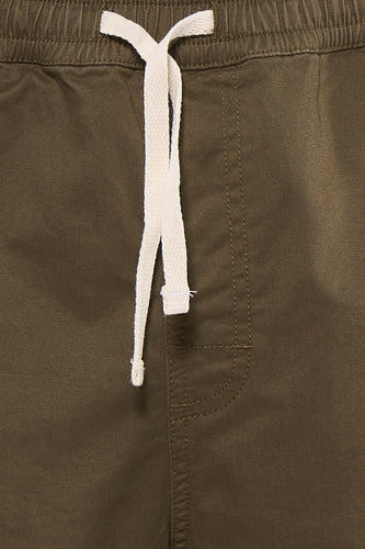 Short en molleton ELEMENT avec cordon de serrage blanc et taille élastique.