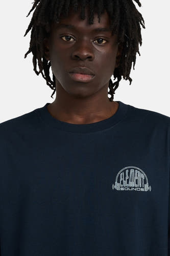 Blauw T-shirt met korte mouwen van ELEMENT, met kleine print op de borst.
