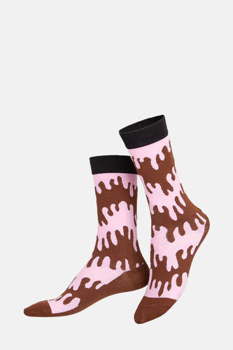 Multicolor sokken met roze en bruin camouflagepatroon, van EAT MY SOCKS, met zwarte boord en punt