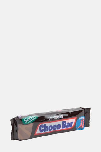 Bruine sokken van EAT MY SOCKS, verpakt als een chocoladereep, met speelse details.
