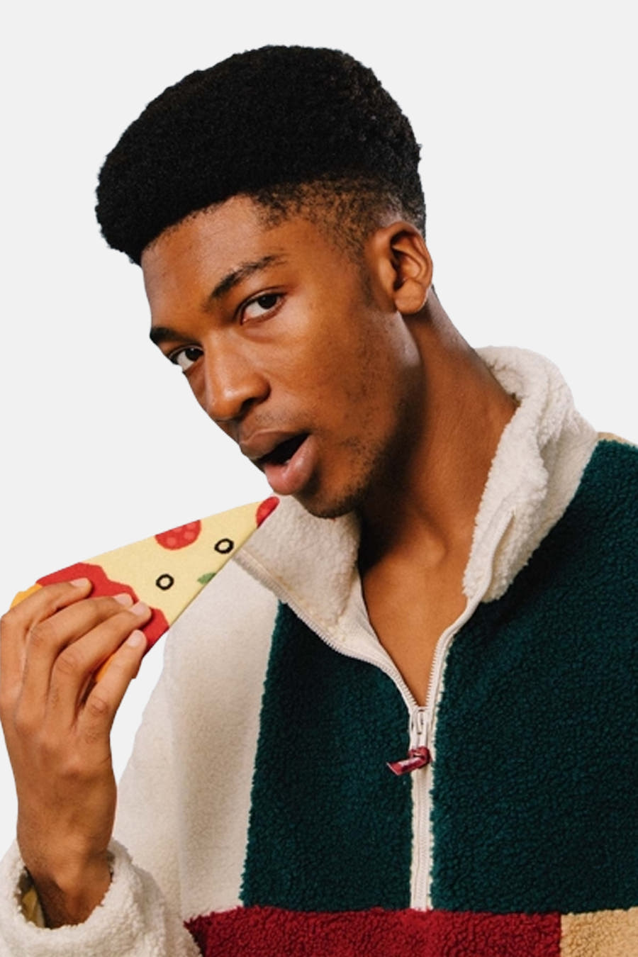 Multicolor sokken van EAT MY SOCKS met pizza print en een man die een hap neemt.
