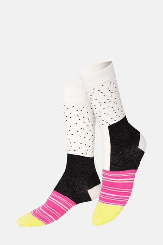 Multicolor sokken van EAT MY SOCKS, met stippen, strepen en kleurblokken.