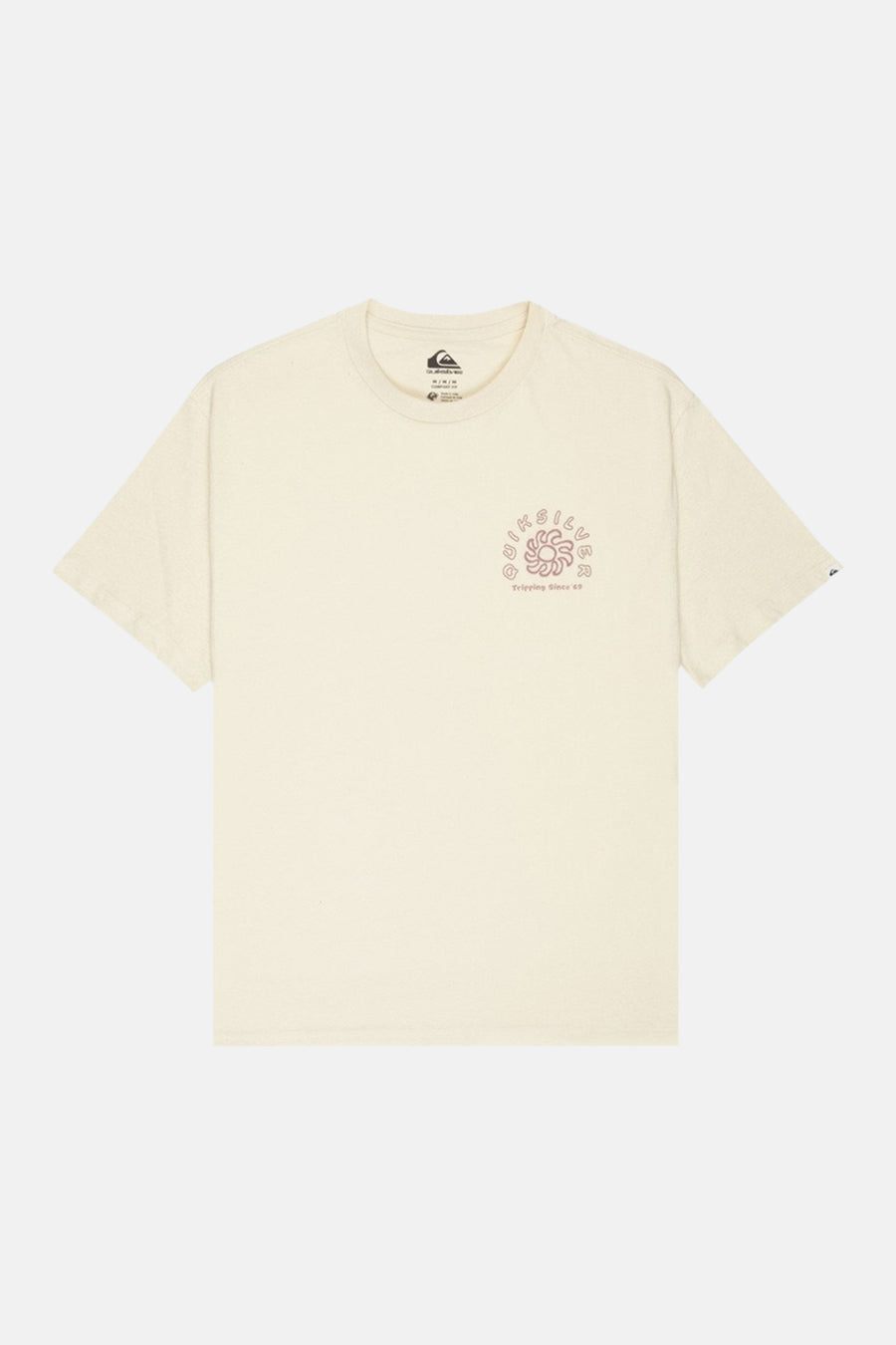 Ecru T-shirt van Quiksilver met een cirkelvormige bloemachtige print op de borst en een klein logo op de mouw.
