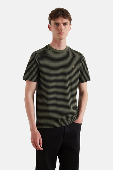 T-shirt vert avec manches courtes de FARAH, à rayures horizontales et un logo brodé.