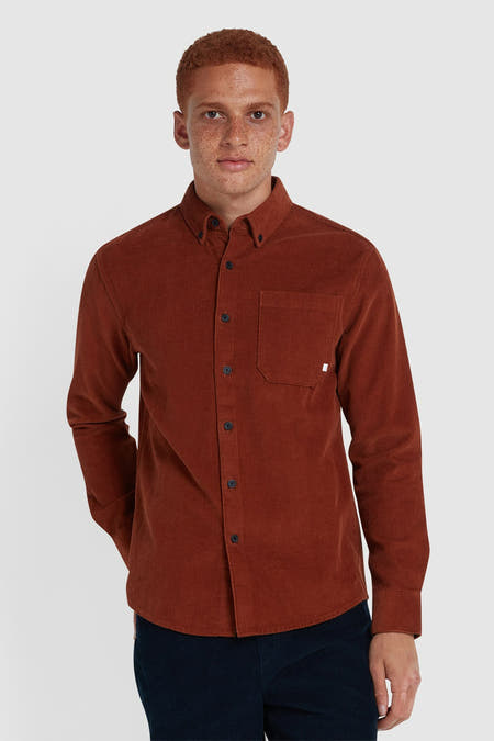 Oranje corduroy overhemd met lange mouwen van FARAH, met knoopsluiting en borstzak.