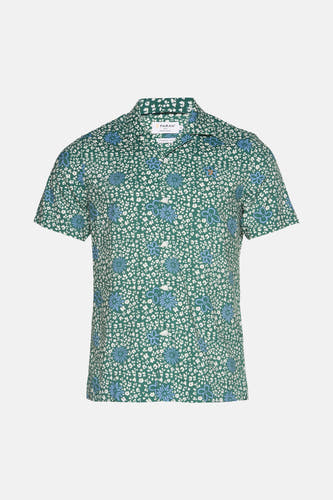 Groen overhemd met korte mouwen van FARAH, met een bloemenprint en knoopsluiting.
