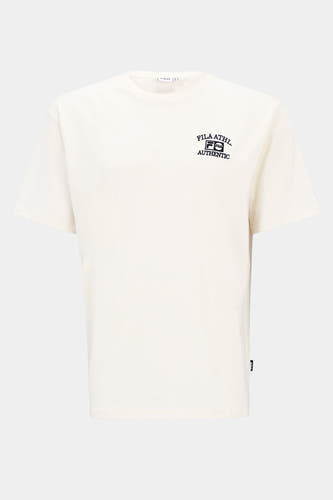 T-shirt écru à manches courtes de FILA, avec petit logo sur la poitrine.