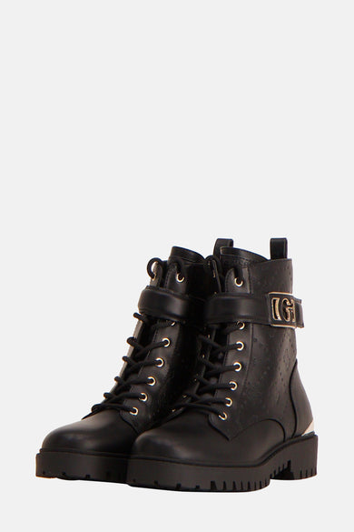 Bottines Guess noirs avec lacets, une bande à boucle et un profil grossier.