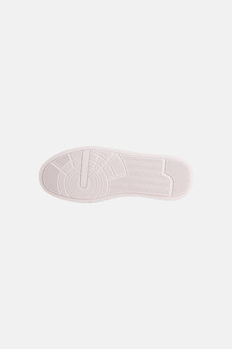 Witte sneakers van TOMMY JEANS, met een gestructureerde zool en een merklogo op de hak.