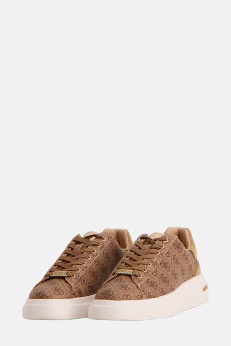 Sneakers brunes de Guess avec un logo imprimé sur la languette en suède et une semelle blanche.