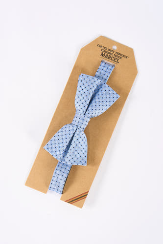 Tiret bleu de Le Fabuleux Marcel de Bruxelles, avec un motif fin et fixé sur une carte en carton.