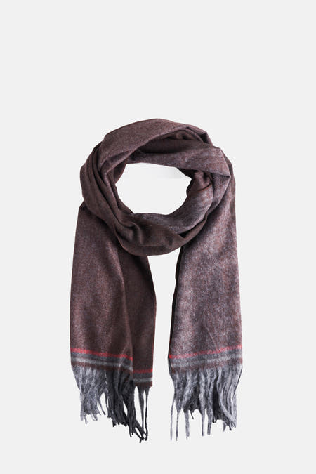 Écharpe d'hiver brune Access Access®, avec fr frfr et ettestestestestes,,, nouée..