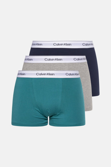 Set van drie gekleurde slips van Calvin Klein met elastische tailleband met logo.

