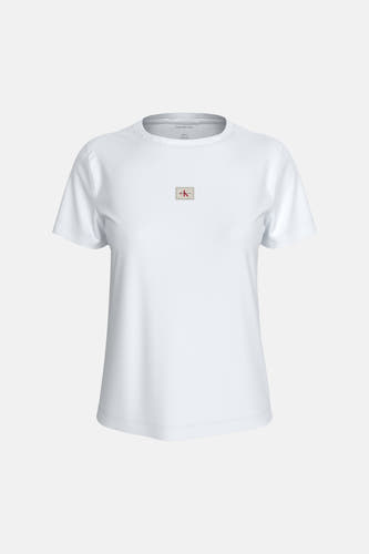 Wit T-shirt van Calvin Klein Jeans, met een klein logo op de borst.