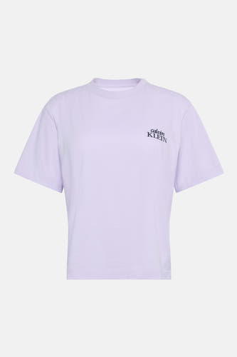 Paars T-shirt met korte mouwen van Calvin Klein, met een klein logo op de borst.

