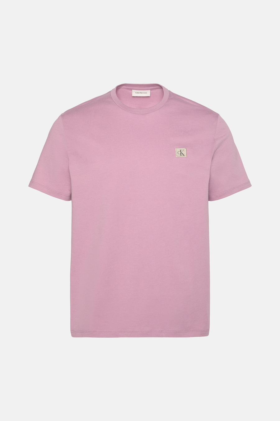 Roze T-shirt met korte mouwen van Calvin Klein Jeans, met een klein logo op de borst.
