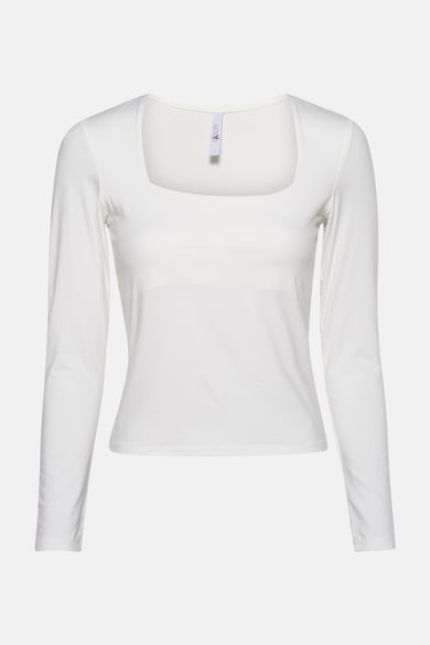 Wit T-shirt met lange mouwen van HAILYS, met een vierkante halslijn.