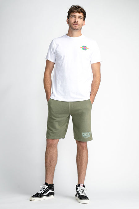Wit T-shirt van Petrol Industries met korte mouwen en een kleine kleurrijke print op de borst.