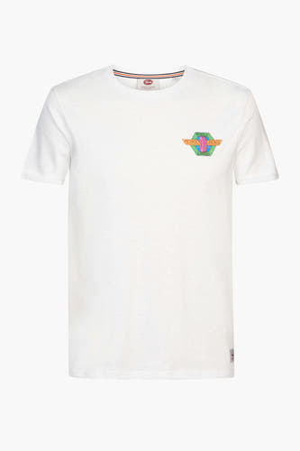 Wit T-shirt van Petrol Industries met korte mouwen en een vintage geïnspireerde opdruk op de borst.