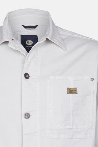 Chemise écru de Petrol Industries, avec poche poitrine et fermeture à boutons.
