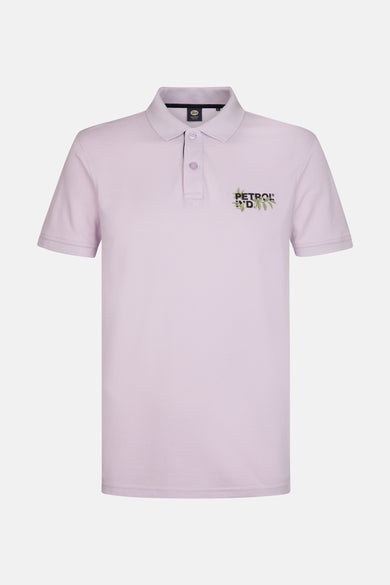 Roze poloshirt met korte mouwen van Petrol Industries®, met logo en bladeren motief op de borst.