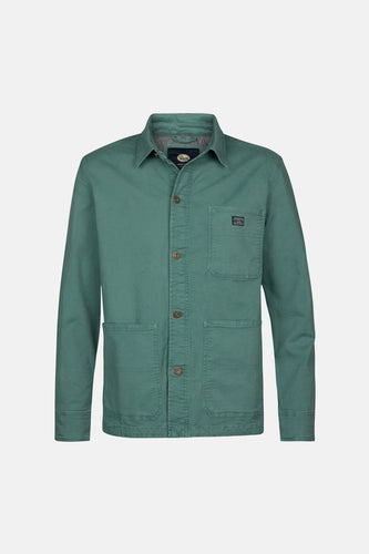 Groen overhemd met lange mouwen van Petrol Industries, met een borstzak en twee steekzakken.