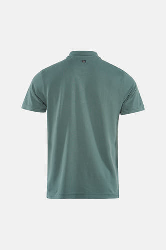 Polo verte de Petrol Industries à manches courtes, avec un petit badge de marque et un motif uni.