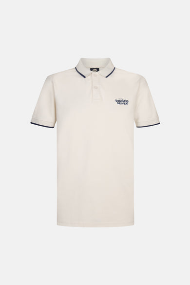 Ecru polo met korte mouwen van Petrol Industries, afgewerkt met marineblauwe accenten aan de kraag en mouwen.