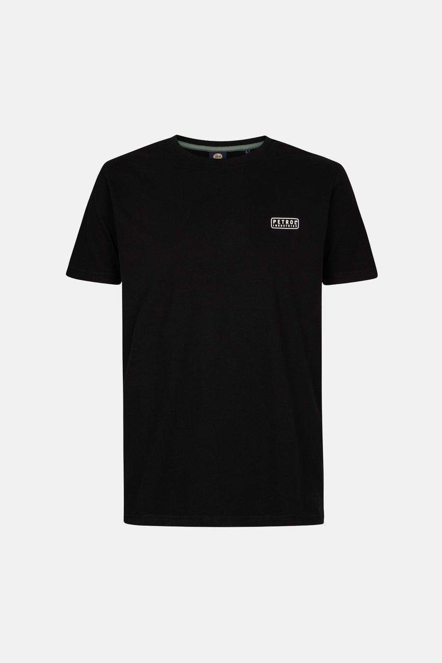 Zwart T-shirt van Petrol Industries met een klein wit logo op de borst.