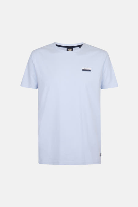 Blauw T-shirt met korte mouwen van Petrol Industries met een klein labeldetail op de borst.