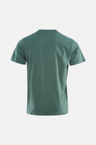 T-shirt vert à manches courtes de Petrol Industries, avec un design uni, vu de dos, combiné avec un jean gris foncé.