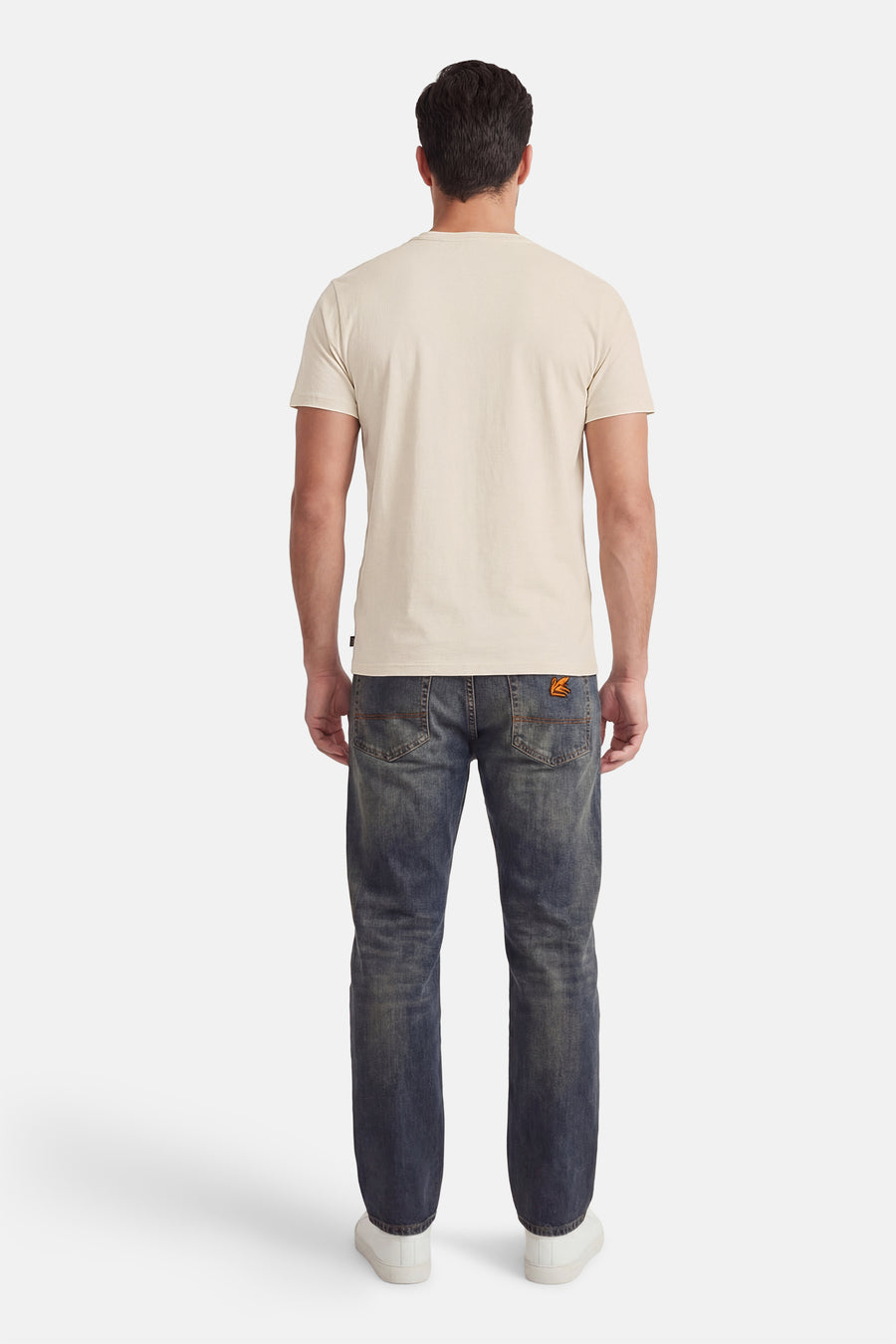 Ecru T-shirt met korte mouwen van Petrol Industries®, met een effen design, gezien van achteren.