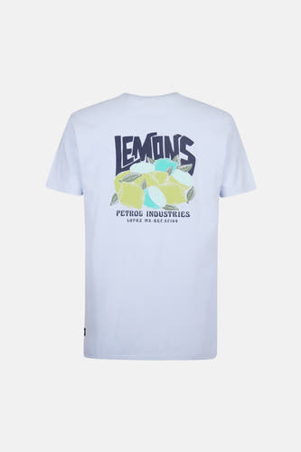Blauw T-shirt met korte mouwen van Petrol Industries met citroenen print op de rug.
