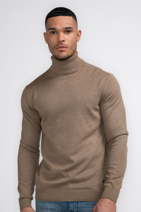 Beige rolkraag trui van Petrol Industries®, met lange mouwen en een effen kleur.