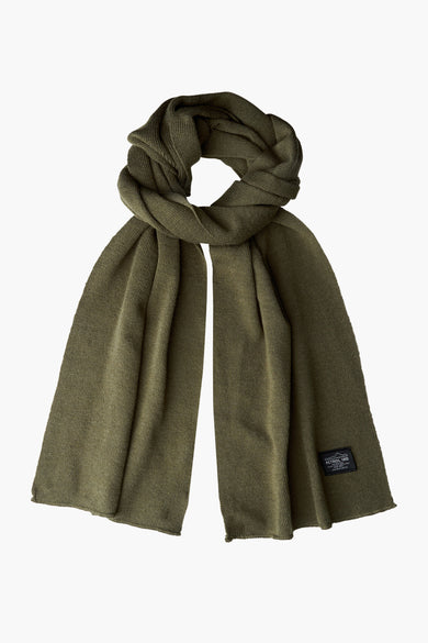 Manteau d'hiver vert de Petrol Industries avec une textureureurée et un détail d'étiquette à l'extrémité.
