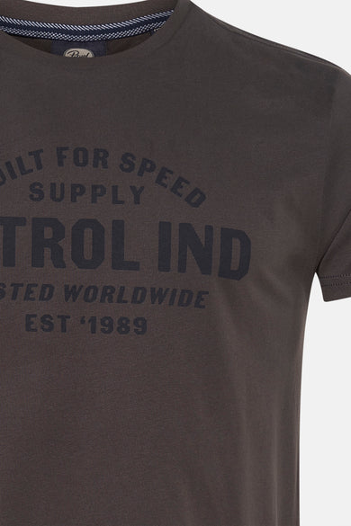 Grijs T-shirt met korte mouwen van Petrol Industries, met donkergrijze print en een ronde halslijn.