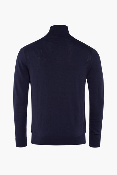 Pull bleu marine à col roulé de Guess, avec tricot fin, bords côtelés et un motif subtil sur l'épaule, dos.