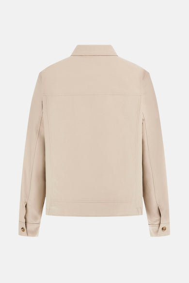 Beige, kort jasje van Guess, achteraanzicht met knoopdetails.
