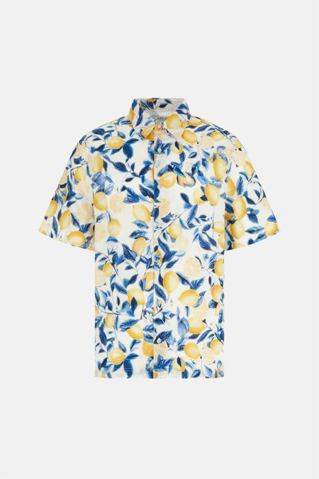 Chemise blanche à manches courtes Guess avec imprimé citron et feuilles bleues, vue de dos.