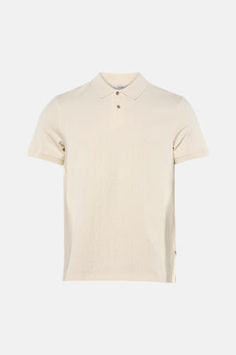 Bruine polo van Guess, met een subtiel patroon en knoopsluiting.