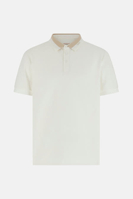 Witte polo met korte mouwen van Guess, met een kraag in twee kleuren.