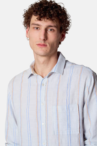 Blauw, gestreept overhemd met lange mouwen van Le Fabuleux Marcel de Bruxelles, met borstzak.
