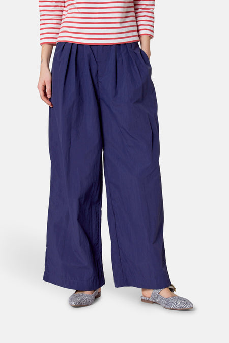 Broek Blauw - Le Fabuleux Marcel de Bruxelles